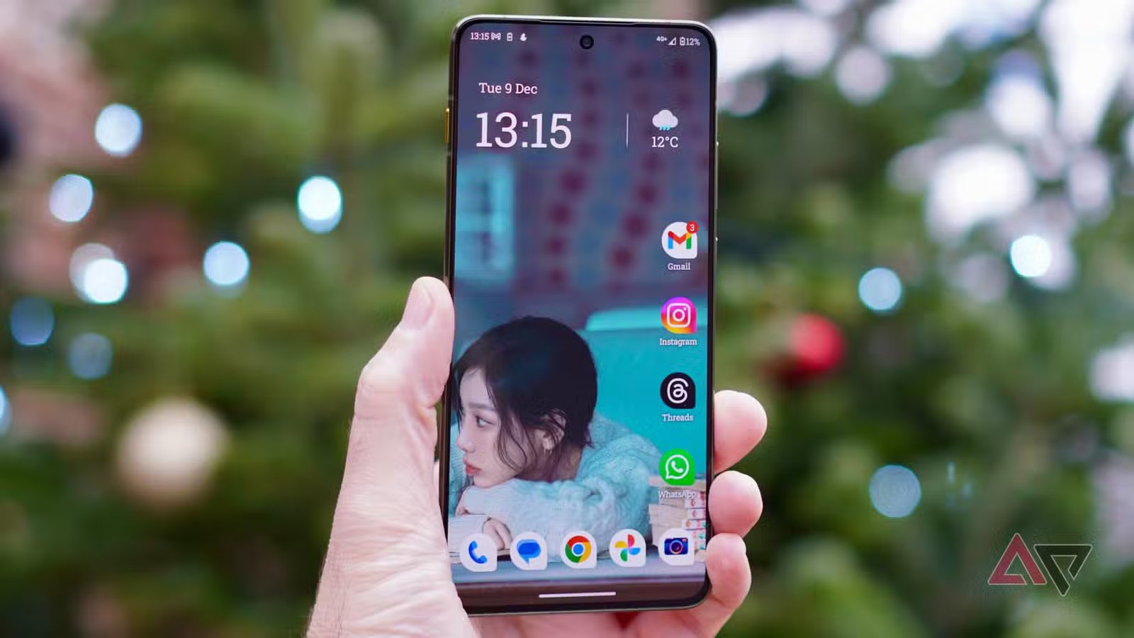 moto edge 70 screen hand