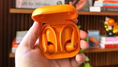 أصدرت Apple تحديثًا جديدًا للبرنامج الثابت Powerbeats Pro 2 أصدرت Apple تحديثًا جديدًا للبرنامج الثابت Powerbeats Pro 2