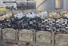 التحالف السعودي يقصف سفينتين من الإمارات والأخيرة تسحب قواتها المتبقية