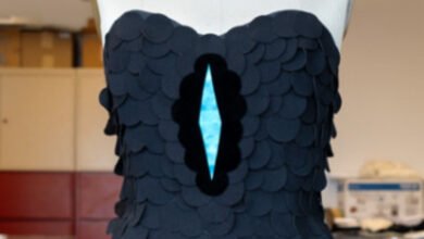 القماش الأكثر سوادًا على الإطلاق يمتص 99.87% من كل الضوء الذي يسقط عليه: ScienceAlert