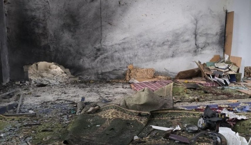 شهداء وجرحى بتفجير إرهابي استهدف مسجد الإمام علي (ع) في حمص شهداء وجرحى بتفجير إرهابي استهدف مسجد الإمام علي (ع) في حمص