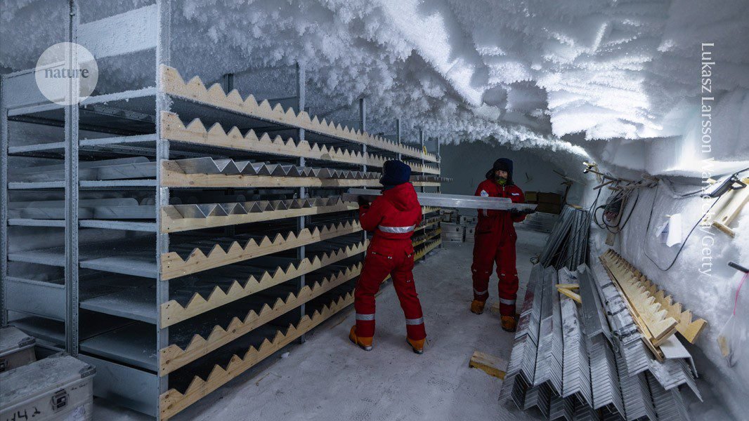 العلماء الأمريكيون يتراجعون بينما يتطلع ترامب إلى جرينلاند