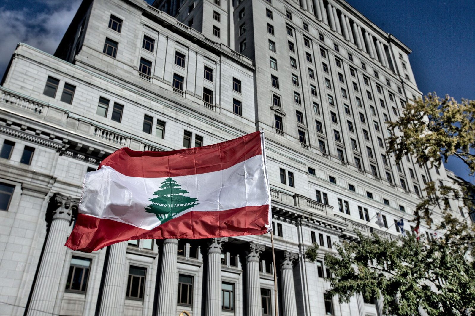 باريس تستضيف مؤتمر دعم الجيش اللبناني في 5 مارس المقبل