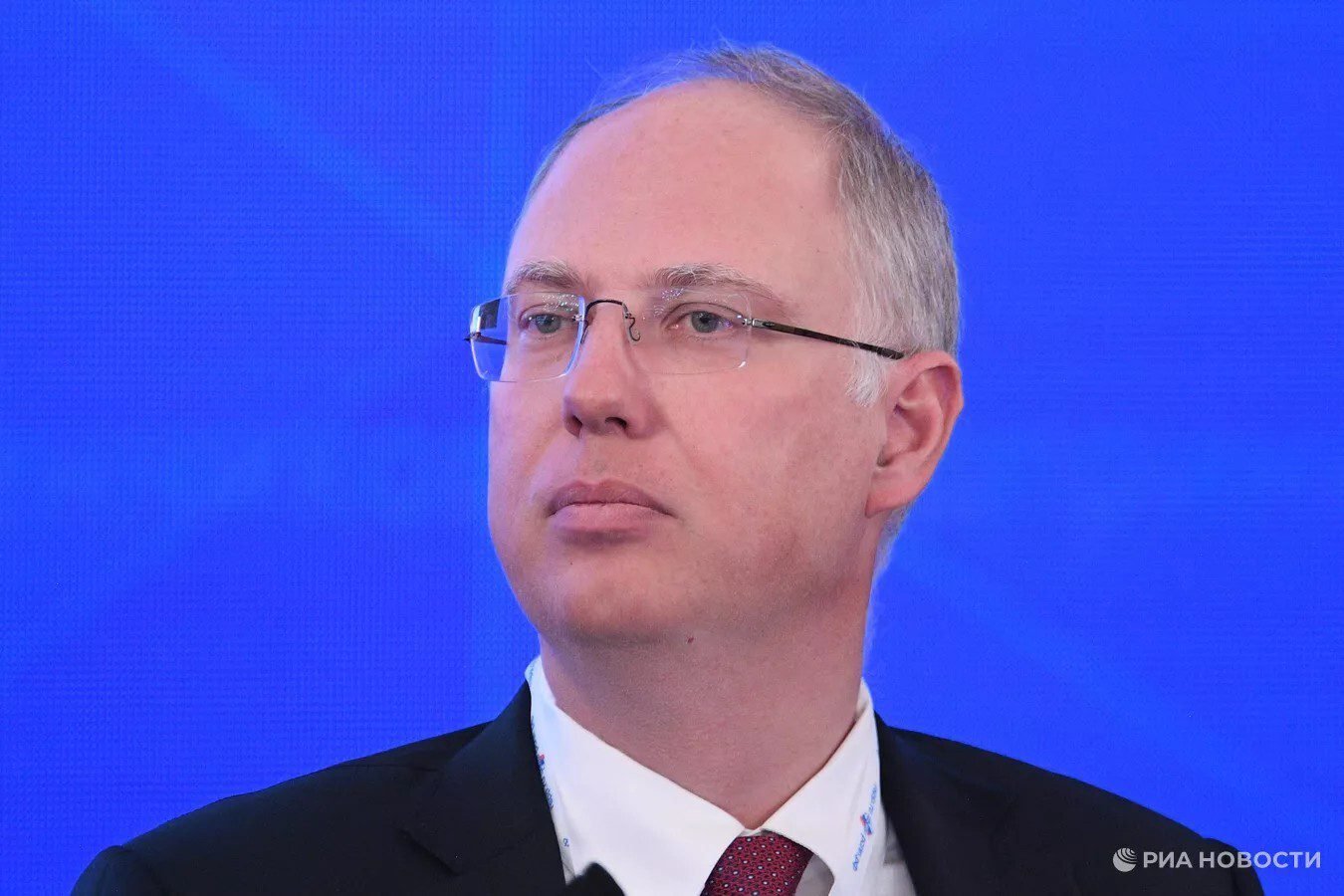 دميترييف يتوقع استسلام أوروبا واشنطن ستحصل على غرينلاند والوحدة الأطلسية ستعود