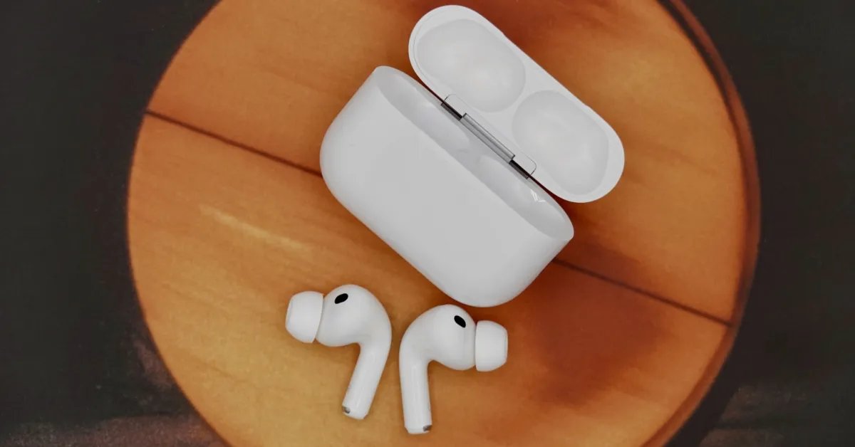 سيتم إطلاق سماعات AirPods Pro الجديدة الراقية هذا العام، وإليك السعر المشاع - صورة مميزة صورة مميزة: سيتم إطلاق سماعات AirPods Pro الجديدة الراقية هذا العام، وإليك السعر المشاع