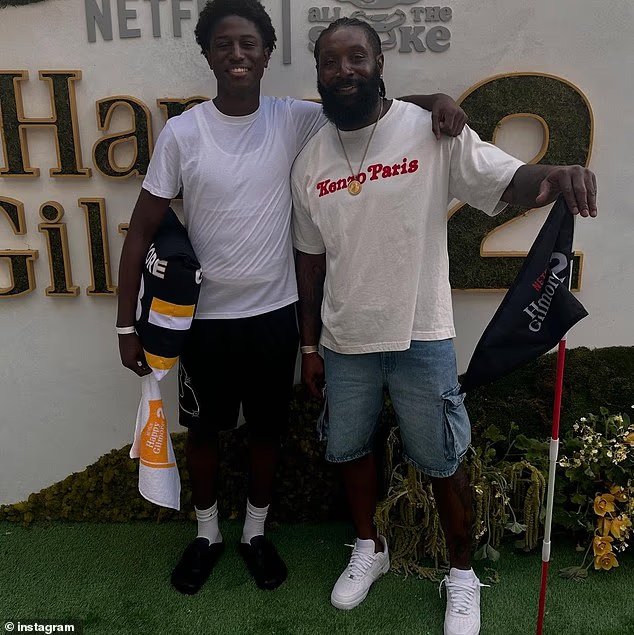 والد انتهازي؟ ترك مساعد شركة Chargers Navorro Bowman وظيفته للتركيز على مسيرة ابنه الواعدة في كرة السلة والد انتهازي؟ ترك مساعد شركة Chargers Navorro Bowman وظيفته للتركيز على مسيرة ابنه الواعدة في كرة السلة