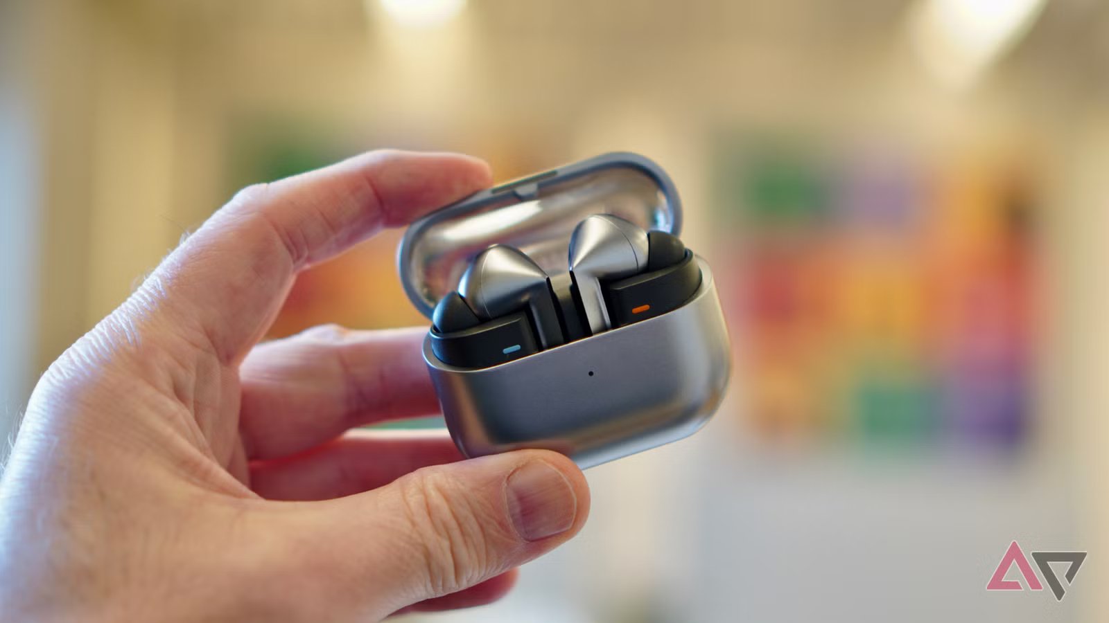 يستحق Galaxy Buds3 Pro الممتاز قدرًا أكبر من الاحترام مما يحصل عليه