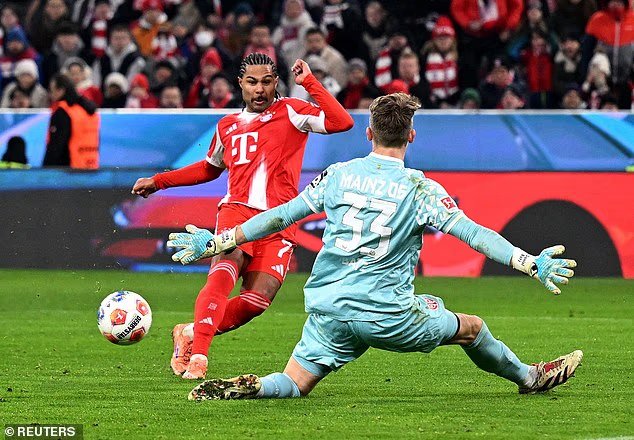 صورة توضيحية - Outofcontract XI Man City could lose TWO Treble winners, Liverpool face big decisions in defence and superstar forward who could have Premier League clubs on red ale