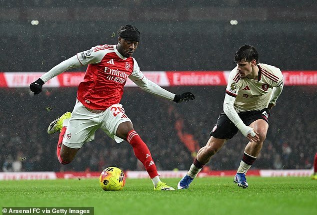 ما الذي يجب على ليفربول فعله في سوق الانتقالات بعد إصابة كونور برادلي، حيث أظهر النجم المتعثر تحسنًا كبيرًا ولماذا يستحق آرني سلوت الثناء على الرغم من كرة القدم المملة 3 105358767 15445245 image a 53 1767916192354