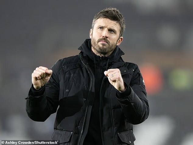 صورة توضيحية - تم الكشف ما قاله المدرب المؤقت القادم مايكل كاريك بالفعل عن لاعبي مانشستر يونايتد ولماذا يشكل مشكلة وجهاً لوجه لكوبي ماينو وبرونو فرنانديز