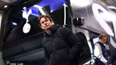 توتنهام ضد أستون فيلا كأس الاتحاد الإنجليزي بث مباشر يهدف توماس فرانك إلى رفع الضغط بفوزه في الجولة الثالثة على الزائرين ذوي المستوى العالي في اليوم، حيث يسير سحر الكأس على قدم وساق مع فوز ماكليسفيلد