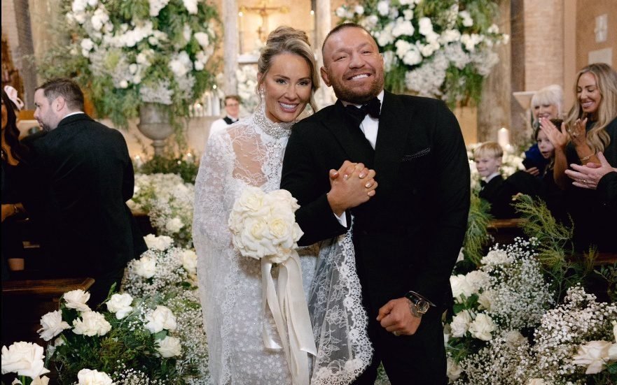 زفاف أسطوري.. مكغريغور يحتفل بزواجه داخل الفاتيكان