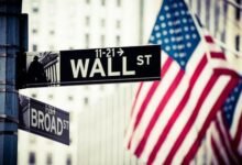 رغم التحذيرات من “صراصير وول ستريت”.. صناديق الائتمان الخاص تجمع المليارات