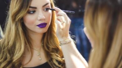 هالة عويني… مسيرة احترافية تنطلق من شغف الطفولة إلى عالم الجمال والمكياج الراقي