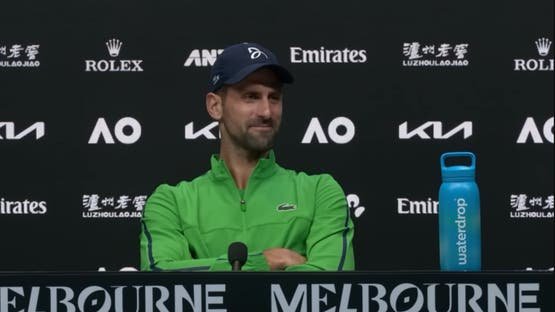 دجوكوفيتش يرد على مراسل بغضب: كيف نسيت أعوامي الـ15 وأنا في القمة