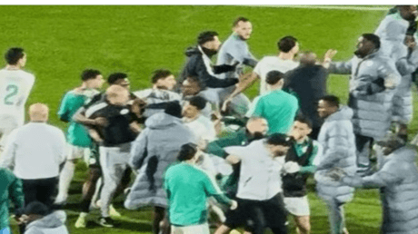 صورة توضيحية - أحداث مؤسفة في ملعب مراكش بعد نهاية مباراة الجزائر ونيجيريا (فيديو)