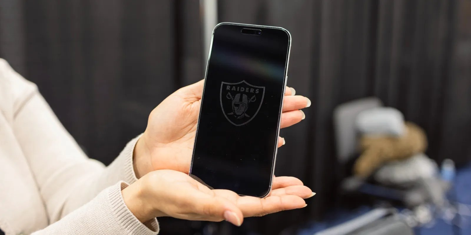 فيما يلي بعض إعلانات CES 2026 المفضلة لمستخدمي iPhone وMac 1 Belkin screen protector CES 2026