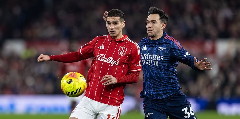 Nottingham Forest vs Arsenal الدوري الإنجليزي الممتاز LIVE آخر النتائج وأخبار الفريق والتحديثات حيث لا يزال Gunners يضغط لكسر الجمود في وقت متأخر ويتقدم بفارق تسع نقاط في صدارة الجدول