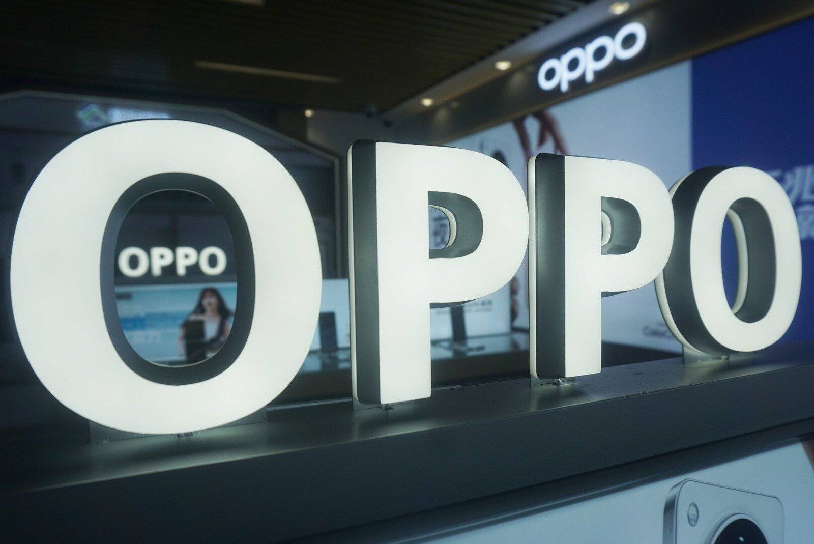 Oppo تطلق هاتفا جديدا