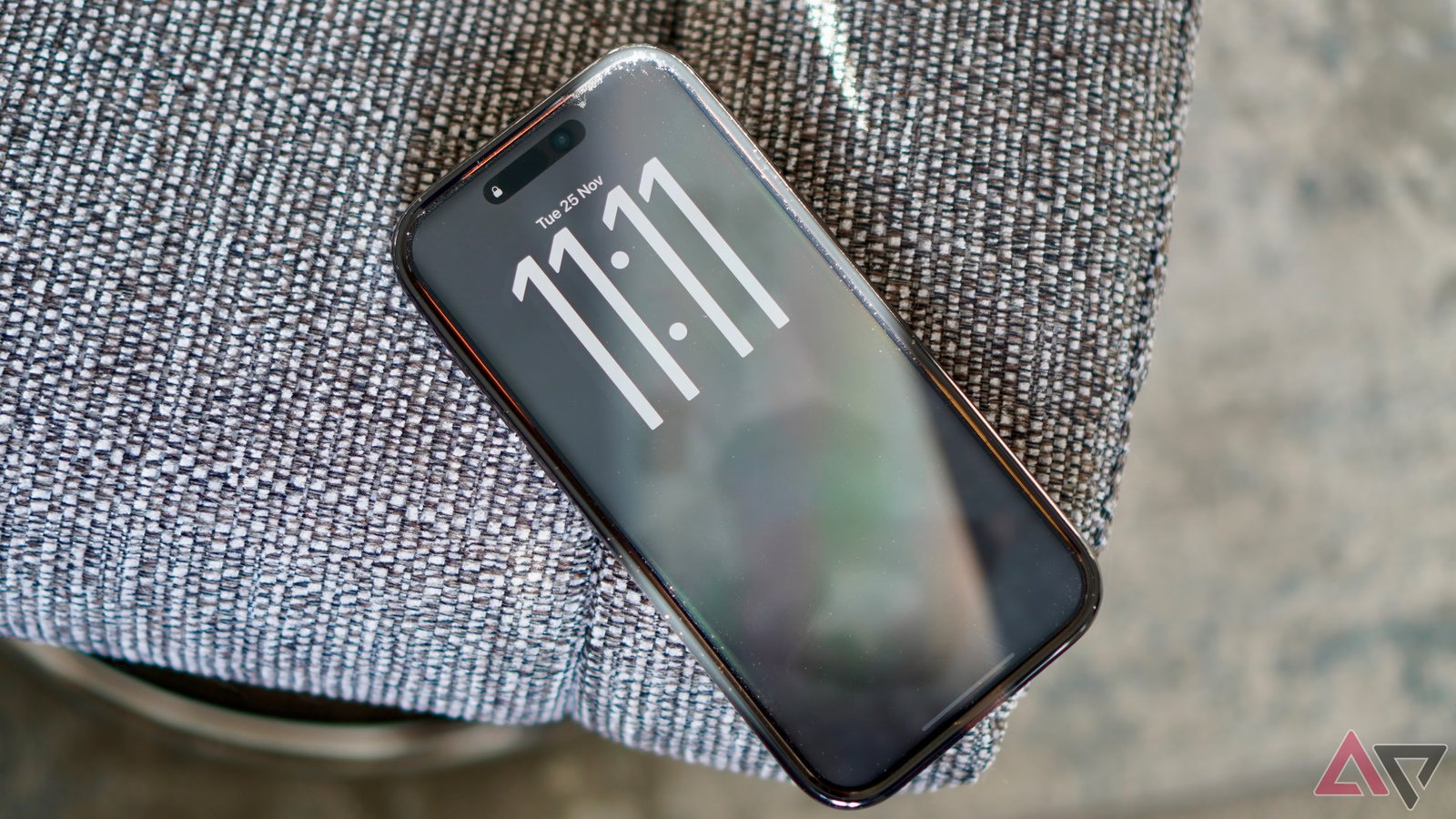 تراهن شركة Apple على Google Gemini لتقديم Siri المدعوم بالذكاء الاصطناعي