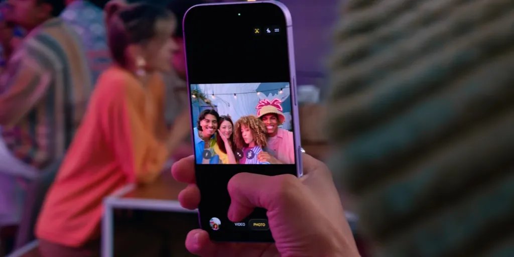 iphone 17 center stage front camera