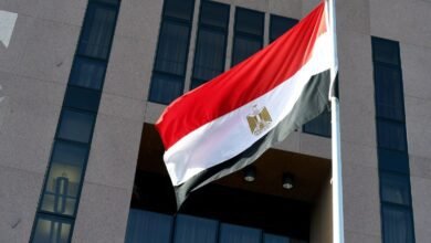 أول تعليق مصري رسمي على تصنيف الولايات المتحدة للإخوان كيانا إرهابيا