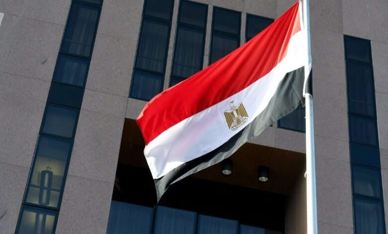 أول تعليق مصري رسمي على تصنيف الولايات المتحدة للإخوان كيانا إرهابيا