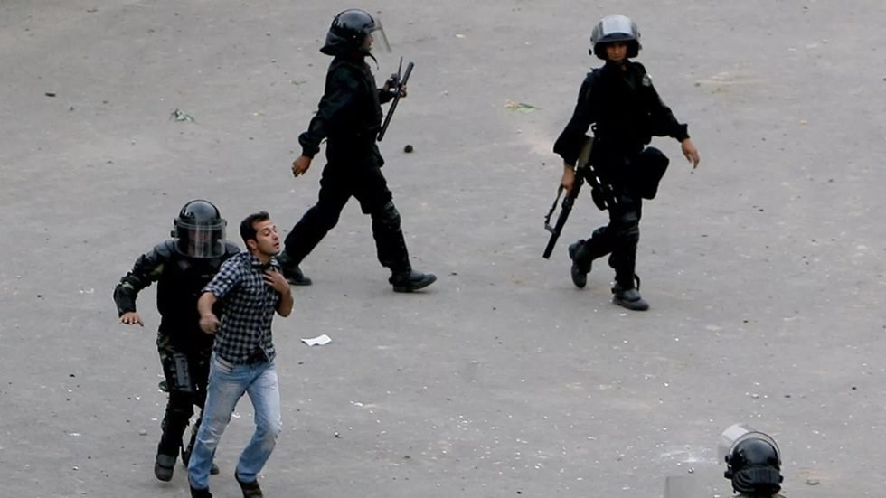 إيران اعتقال عشرات منظمي الاضطرابات في عدة محافظات