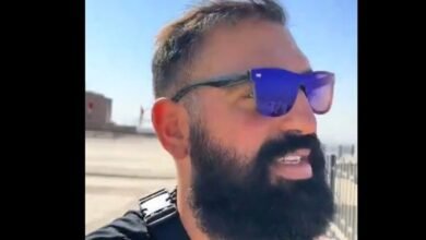 جندي إسرائيلي يتجول في شوارع القاهرة ويثير الغضب ()