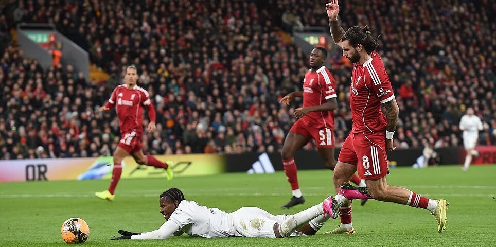 ليفربول ضد بارنسلي الجولة الثالثة لكأس الاتحاد الإنجليزي مباشرة آخر النتائج والتحديثات حيث وضع فلوريان فيرتز الريدز في السيطرة بعد دومينيك زوبوسزلاي هاولر