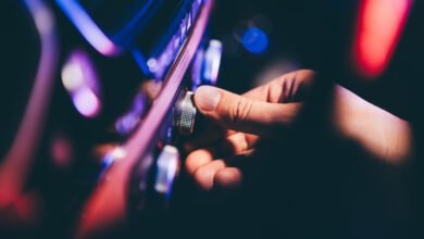 مطالبة شركات تصنيع السيارات بإعادة الضوابط القديمة ScienceAle