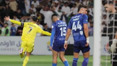 رونالدو يقود النصر إلى هزيمة الفتح ومواصلة الضغط على الهلال رونالدو يقود النصر إلى هزيمة الفتح ومواصلة الضغط على الهلال