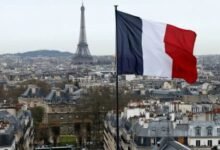 الاقتصاد الفرنسي ينمو 0.2% في الربع الرابع بدعم الاستهلاك المحلي