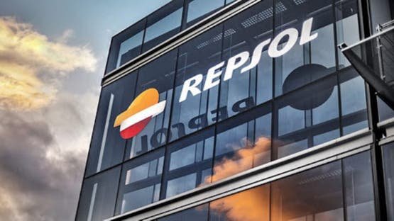 17744736905d6e318fa2