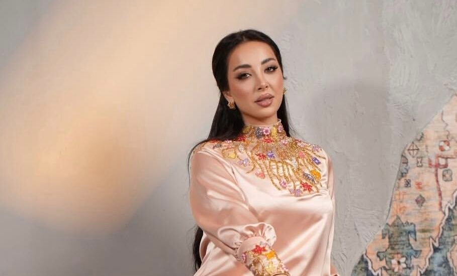 إطلالة ساحرة لـ Sandy Mardini تخطف الأنظار على إنستغرام