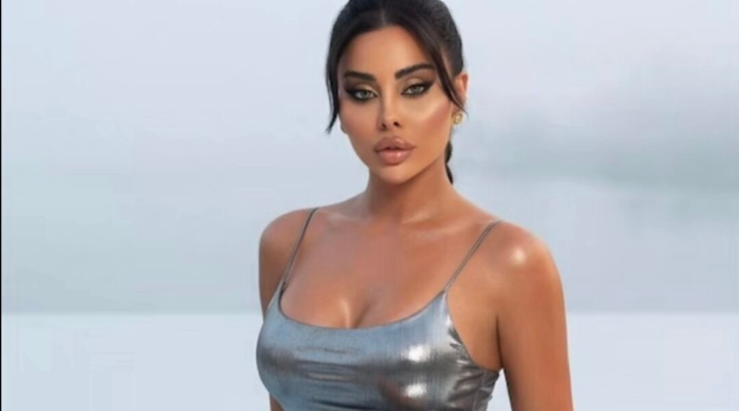 الفنانة فابيانا سكاف تستعد لإطلاق عمل جديد وسط أجواء احتفالية وحماس كبير - صورة مميزة صورة مميزة: الفنانة فابيانا سكاف تستعد لإطلاق عمل جديد وسط أجواء احتفالية وحماس كبير