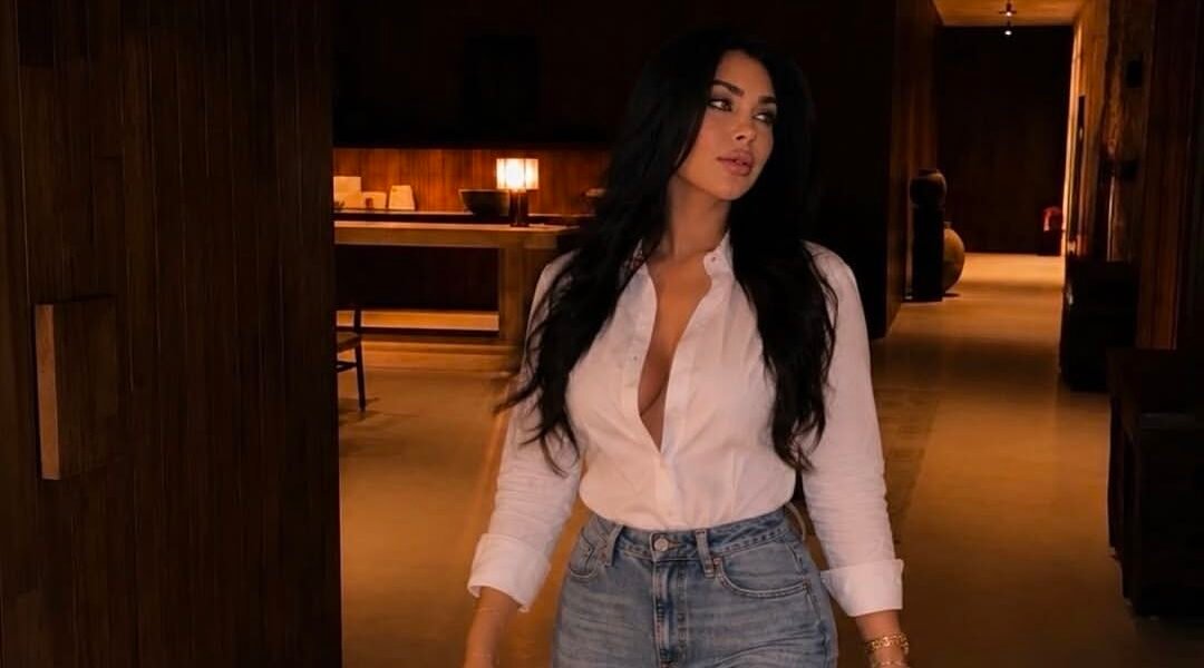 الإعلامية مريم سبليني تواصل ترسيخ حضورها الإعلامي والرقمي بثقة وتألق - صورة مميزة صورة مميزة: الإعلامية مريم سبليني تواصل ترسيخ حضورها الإعلامي والرقمي بثقة وتألق