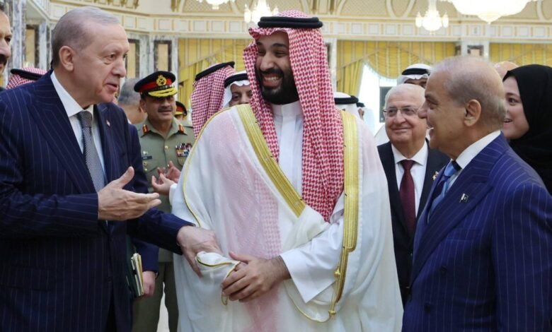 باكستان تؤكد التزاماً سياسياً تجاه السعودية دون قرار تدخل عسكري في اتفاق مكة