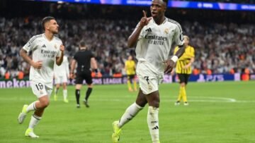 زلزال في الأولمبيكو.. ريال مدريد يقلب الطاولة على روما في 7 دقائق ويخطف انتصاراً تاريخياً برباعية قاتلة