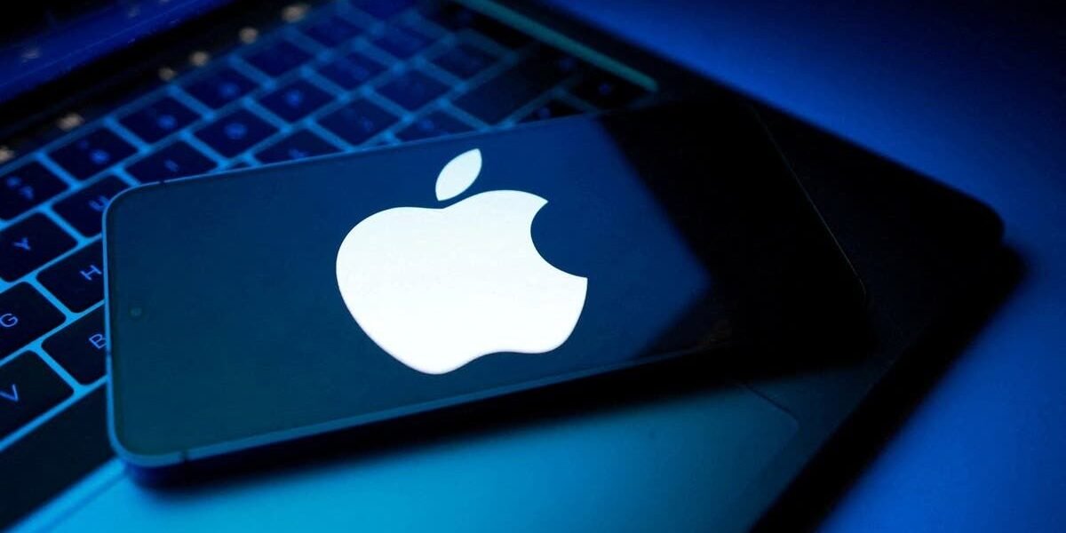 أبل تحتفل بالذكرى الخمسين لتأسيسها.. من حلم في جراج إلى عملاق بـ3.8 تريليون دولار
