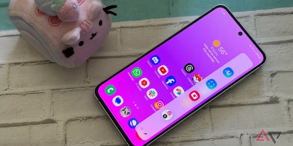 لقد فاتني تطبيق Edge Panel من سامسونج لذا قمت بإعادة إنشائه باستخدام تطبيق Android المجاني هذا