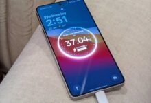 أكد OnePlus حجم بطارية OnePlus 15