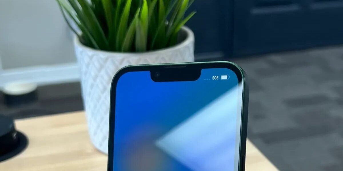 تؤكد شركة Verizon انقطاع التيار الكهربائي على نطاق واسع وتظهر أجهزة iPhone رسالة SOS
