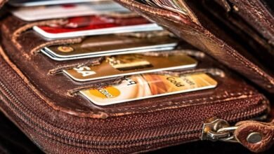 ترامب يقترح سقفًا للفائدة على بطاقات الائتمان بنسبة 10%.. والخبراء يحذرون