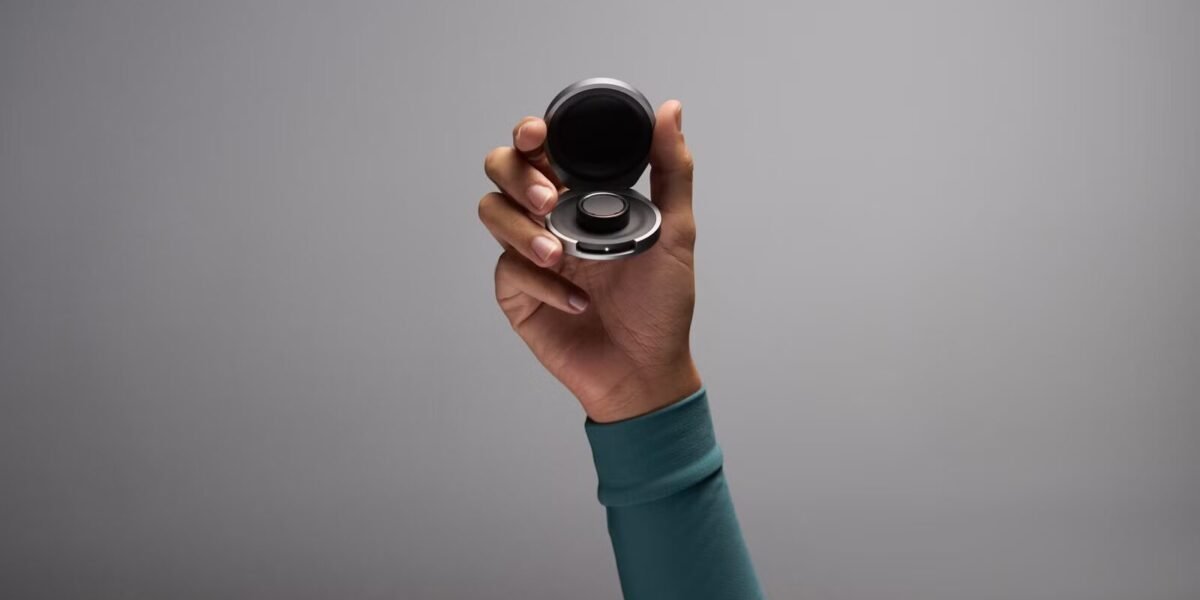 تعرف على رفيق السفر المثالي لـ Oura Ring 4 - صورة مميزة صورة مميزة: تعرف على رفيق السفر المثالي لـ Oura Ring 4