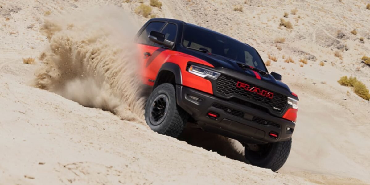 شاحنة بيك أب رام TRX V8 تعود بمبلغ 100 ألف دولار