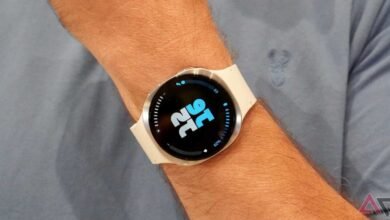 لقد ارتديت Pixel Watch 4 وGalaxy Watch 8 وهذا هو الجهاز الذي سأشتريه