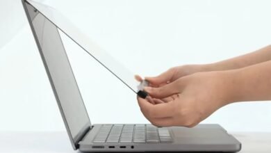 يضيف ملحق MacBook الجديد دعم اللمس إلى شاشتك